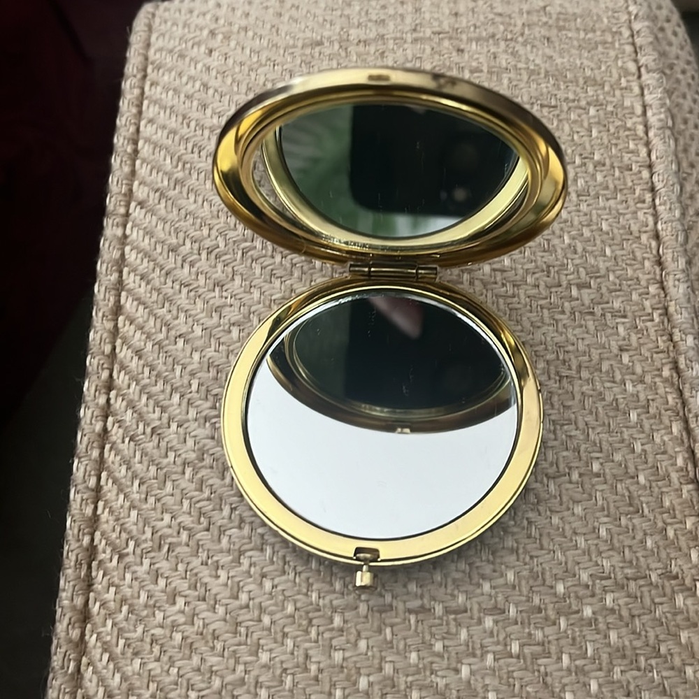 Vintage jeweled compact - Picture 5 of 10